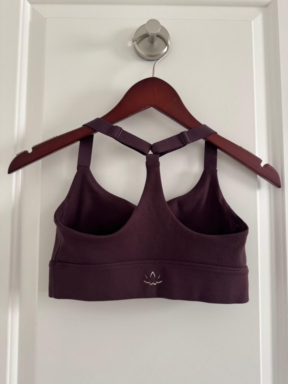 Beyond Yoga Women's Powerbeyond Strive Long Line Bra in Rich Plum size XS women - Picture 6 of 11